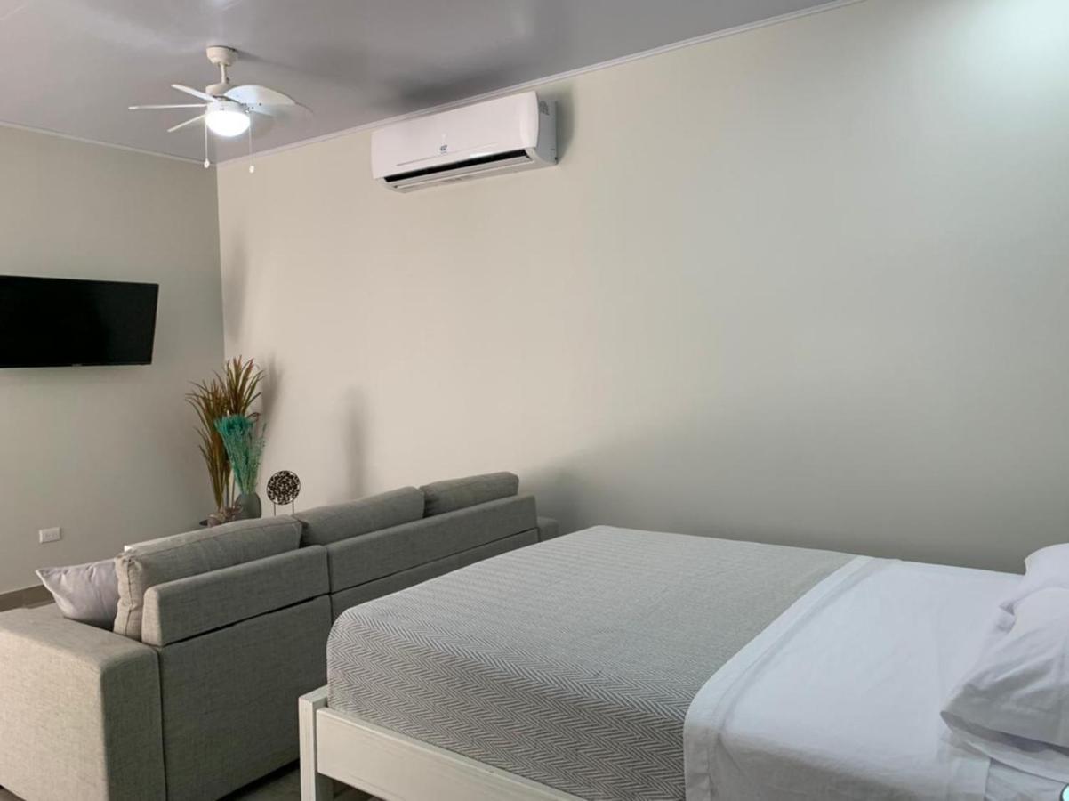 Apartamentos Ganesha Jacó Eksteriør billede