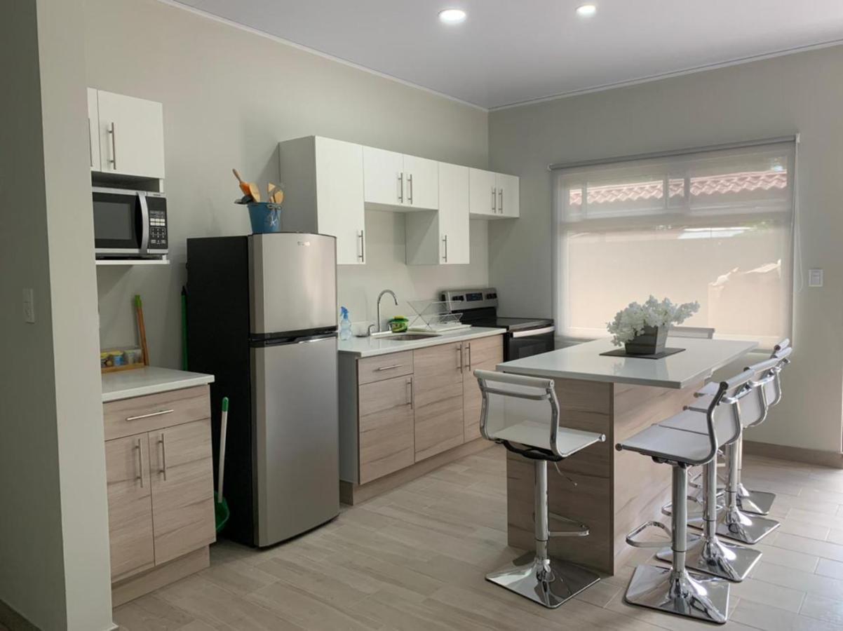 Apartamentos Ganesha Jacó Eksteriør billede
