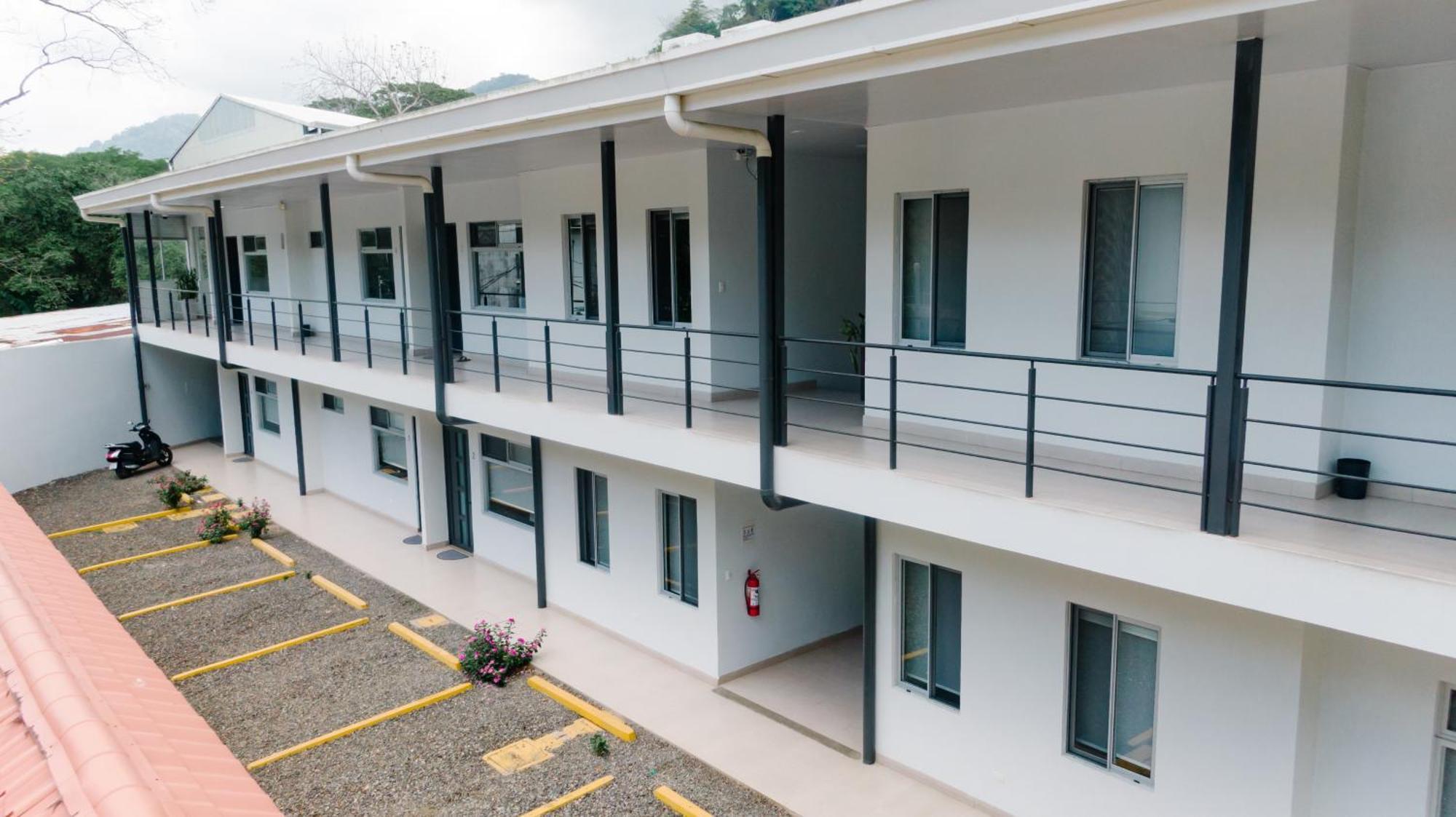 Apartamentos Ganesha Jacó Eksteriør billede